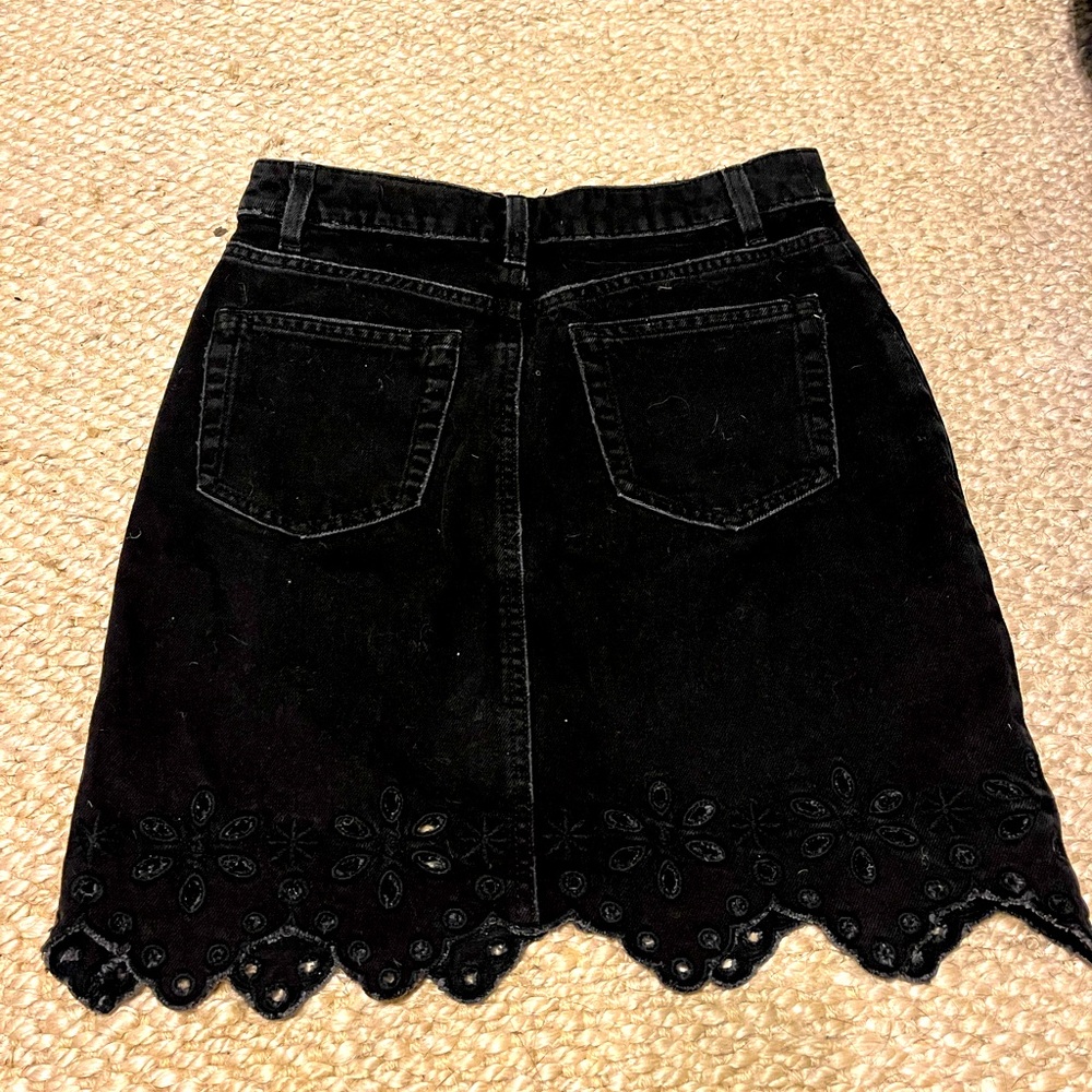 H&M black embroiled high waisted jean skirt